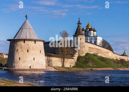 Pskov Kremlin, landscape photo with the ancient coastal fortification on a sunny day, Russia Stock Photo