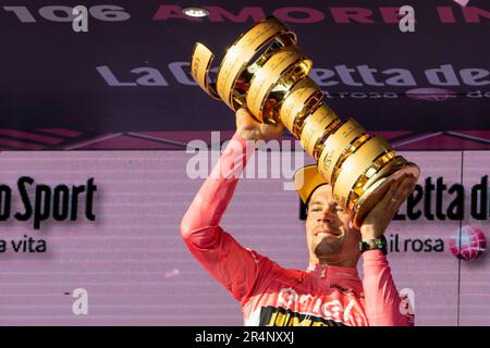 Rome, Italy. 28th May, 2023. Primo Rogli? of Slovenia, Team Jumbo-Visma - Pink Leader Jersey celebrates at podium with the Trofeo Senza Fine as final overall race winner during the 106th Giro d'Italia 2023. 106th Giro d'Italia 2023, Stage 21 a 126km stage from Rome to Rome/#UCIWT. (Photo by Stefano Costantino/SOPA Images/Sipa USA) Credit: Sipa USA/Alamy Live News Stock Photo