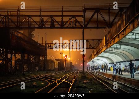 Dhaka Railway Station tracks by night, Dhaka, Bangladesh Stock Photo