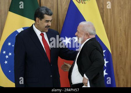 Brasilia, Distrito Federal, Brasil. 29th May, 2023. (INT) Press Conference with Maduro, President of Venezuela. May 29, 2023, Brasilia, Federal District, Brazil: The President of Venezuela, Nicolas Maduro, during a press conference alongside the President of Brazil, Luiz Inacio Lula da Silva, at the Planalto Palace, in Brasilia, after a reserved meeting between the two. Credit: ZUMA Press, Inc./Alamy Live News Stock Photo