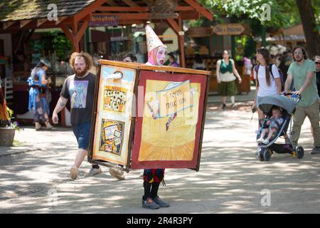 Waxahachie, USA. 29th May, 2023. A crown performs at the Scarborough Renaissance Festival in Waxahachie, on the outskirts of Dallas, Texas, the United States, on May 29, 2023. Credit: Dan Tian/Xinhua/Alamy Live News Stock Photo