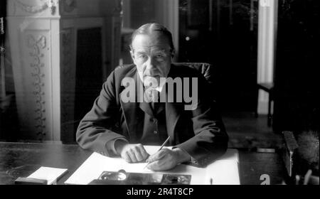 STANLEY BALDWIN (1867-1947)  British Conservative statesman and Prime Minister, hre about 1925 Stock Photo