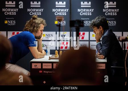 Stavanger 20230529.Magnus Carlsen plays blitz chess against Dommaraju Gukesh  during Norway Chess 2023 which is held in Finansparken in Stavanger. Photo:  Carina Johansen / NTB Stock Photo - Alamy