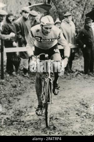 Beachi FELICE GIMONDI 2016 20thジャージ Ciclismo/Cyclisme Cartolina FELICE GIMONDI sq. BIANCHI