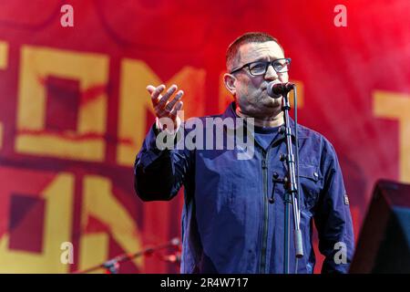 May 27, 2023, Warrington, United kingdom: 27th May : Warrington, England , UK..UK singer-songwriter Paul Heaton formerly of The Housemartins and The Beautiful South.performing at the Neighbourhood Weekender festival in Warrington UK .Neighbourhood Weekender is the biggest indie festival in the North West, welcoming both big names and breakthrough new music. (Credit Image: © Andy Von Pip/ZUMA Press Wire) EDITORIAL USAGE ONLY! Not for Commercial USAGE! Stock Photo