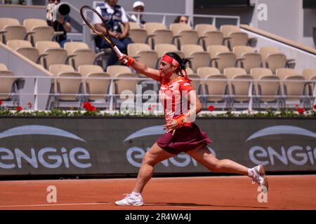 Paris, France. 30th May, 2023. Ons Jabeur during the match between Ons Jabeur and Lucia Bronzetti at the Roland Garros 2023 tournament held in Paris, France. Jabeur won 2-0 (Photo: Richard Callis/Fotoarena) Credit: Foto Arena LTDA/Alamy Live News Stock Photo