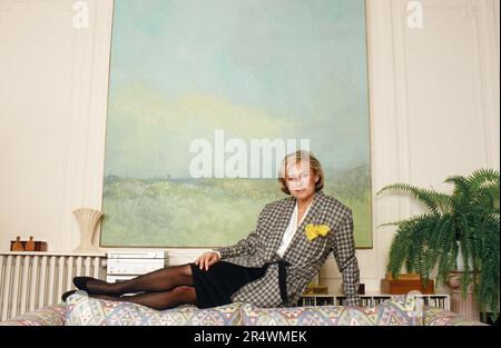 French journalist Jacqueline Alexandre at her home in Paris, 1987. Stock Photo