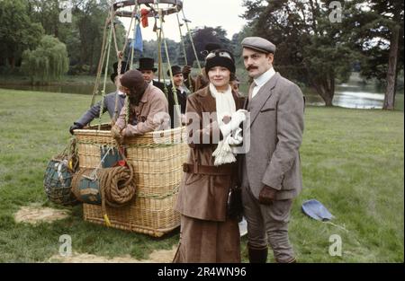 Colette TV series (1985) France Director: Gérard Poitou-Weber Macha Méril, Didier Flamand Stock Photo