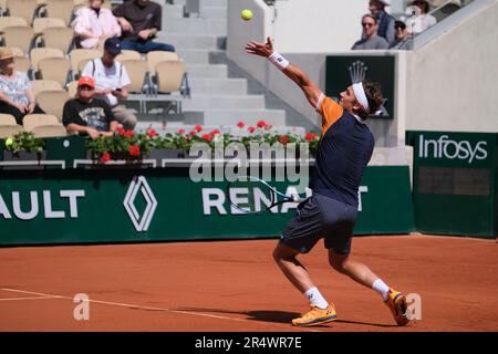 Paris, Paris, France. 30th May, 2023. Return the ball to .During the Day .of the French Open 2023, Grand Slam tennis tournament at the Roland-Garros Stadium - Paris France. won (Credit Image: © Pierre Stevenin/ZUMA Press Wire) EDITORIAL USAGE ONLY! Not for Commercial USAGE! Stock Photo