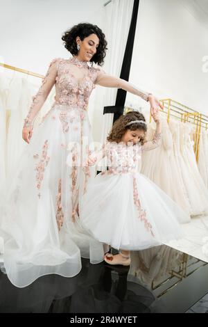 mother and daughter wedding outfits