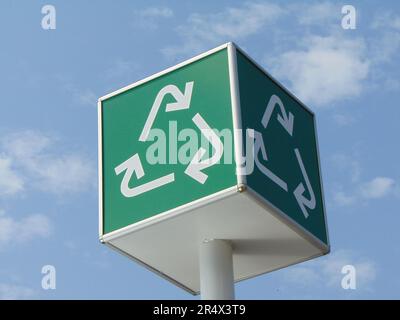Recycling sign placed on a cube Stock Photo