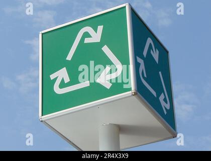 Recycling sign placed on a cube Stock Photo