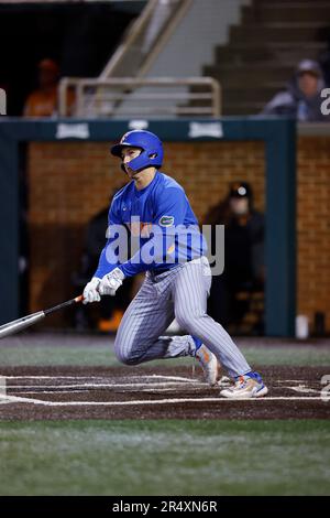 Florida Gators left fielder Wyatt Langford (36) warms up between innings  during the game against the Tennessee Volunteers on Robert M. Lindsay Field  at Lindsey Nelson Stadium on April 7, 2023, in