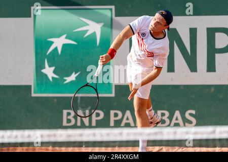 Paris, France. 30th May, 2023. PARIS, FRANCE - MAY 30: Bart Stevens of the Netherlands on Day Three of the 2023 French Open at Roland Garros on May 29, 2023 in Paris, France. (Photo by Marleen Fouchier/BSR Agency) Credit: BSR Agency/Alamy Live News Stock Photo