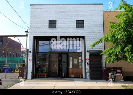 Hana Makgeolli Brewery, 201 Dupont St, Brooklyn, NYC storefront photo of a Korean rice wine brewery in the Greenpoint neighborhood, New York City. Stock Photo