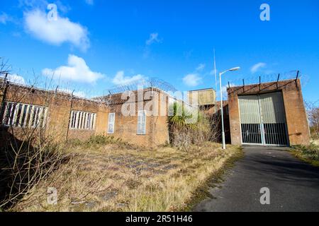 The building has been abandoned since 2003. MILLISLE, NORTHERN IRELAND: THIS ABANDONED juvenile prison housed young boys who were in for crimes in the Stock Photo