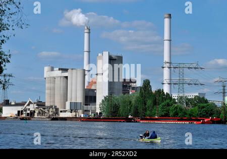 Klingenberg power plant with cement factory, Rummelsburg, Berlin, Germany, Spree, Vattenfall Stock Photo