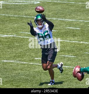 New York Jets linebacker Maalik Hall (46) runs a drill during the team's  NFL football rookie minicamp, Friday, May 5, 2023, in Florham Park, N.J.  (AP Photo/Rich Schultz Stock Photo - Alamy