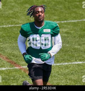 New York Jets linebacker Maalik Hall (46) runs a drill during the team's  NFL football rookie minicamp, Friday, May 5, 2023, in Florham Park, N.J.  (AP Photo/Rich Schultz Stock Photo - Alamy