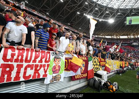 Budapest, Hungary. 31st May, 2023. AS Roma supporters during Europe League final soccer match between AS Roma vs. Sevilla at the Puskas Arena in Budapest, Hungary, 31st of May 2023 Credit: Independent Photo Agency/Alamy Live News Stock Photo