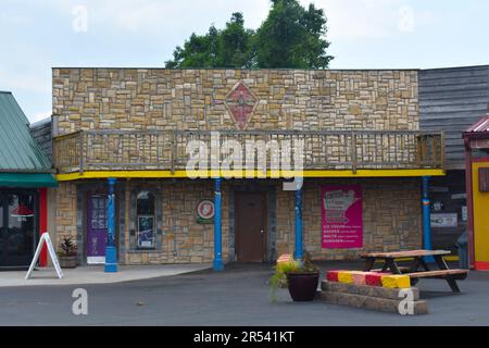 St Robert, Missouri, MO, United States, US - May 31, 2023: Uranus Fudge Factory, a tourist attraction located off of I44, Old Route 66. Stock Photo