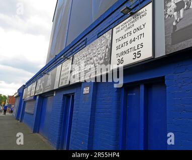 Gwladys St entrance turnstiles EFC, Everton Football Club, Goodison Park Stadium, Goodison Rd, Liverpool , Merseyside, England, UK, L4 4EL Stock Photo