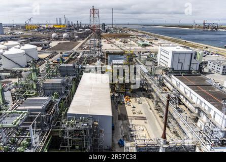 ROTTERDAM - An overview of the Neste refinery on the Maasvlakte. Biodiesel and soon also sustainable jet fuel are produced here. ANP JEFFREY GROENEWEG netherlands out - belgium out Stock Photo