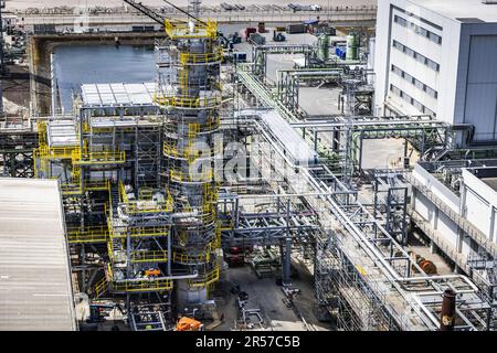 ROTTERDAM - An overview of the Neste refinery on the Maasvlakte. Biodiesel and soon also sustainable jet fuel are produced here. ANP JEFFREY GROENEWEG netherlands out - belgium out Stock Photo