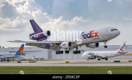 FedEx DC-10 Stock Photo