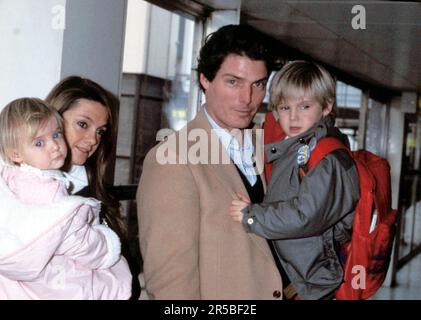 CHRISTOPHER REEVE, GAE EXTON AND CHILDREN.PHOTO BY DAVID PARKER/ALPHA