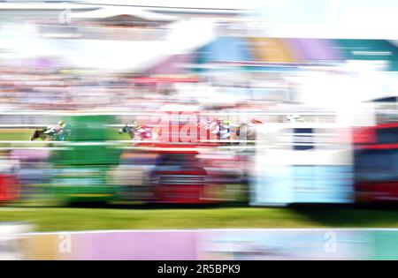 Runners and riders during the Winners Wear Cavani Handicap during ladies day of the 2023 Derby Festival at Epsom Downs Racecourse, Epsom. Picture date: Friday June 2, 2023. Stock Photo