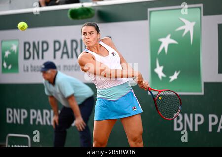 Paris, France. 01st June, 2023. Emma Navarro of USA during the French Open, Grand Slam tennis tournament on June 1, 2023 at Roland Garros stadium in Paris, France. Photo Victor Joly/DPPI Credit: DPPI Media/Alamy Live News Stock Photo