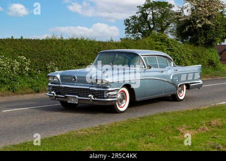 1958 Buick Riviera American USA Classic vintage car, Yesteryear Americana motors en route to Capesthorne Hall Vintage Collectors show, Cheshire, UK Stock Photo