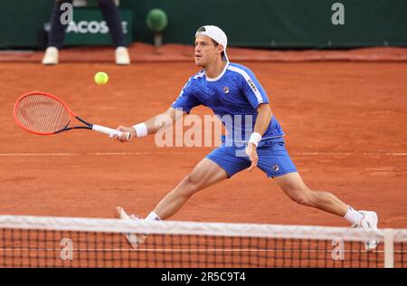 Paris, France. 02nd June, 2023. Diego Schartzman of Argentina plays against fifth-seeded Stefanos Tsitsipas of Greece during their third-round match at the Roland Garros French Tennis Open in Paris, France, on Friday, June 2, 2023. Photo by Maya Vidon-White/UPI Credit: UPI/Alamy Live News Stock Photo