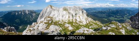 Panorama, rocky mountain ridge, crossing the Hackenkoepfe, rocky mountains of the Kaisergebirge, behind Zahmer Kaiser, Wilder Kaiser, Kitzbuehel Stock Photo