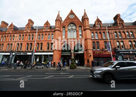 The George's street arcade is a Ornate 1881 shopping plaza offering indie clothing boutiques & food vendors, plus books & jewellery. Dublin, Ireland. Stock Photo