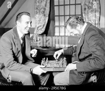 CHRISTOPHER LEE and VINCENT PRICE in THE OBLONG BOX (1969), directed by GORDON HESSLER. Credit: American International Productions / Album Stock Photo