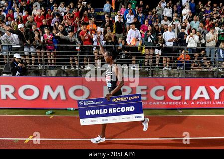 Florence, Italy. 02nd June, 2023. Faith Kipygeon of Kenia celebrates at the end of the 1500m women during the Wanda Diamond League Golden Gala meeting at the Luigi Ridolfi stadium in Florence (Italy), June 2nd, 2023. Faith Kipygeon won with the new world record. Credit: Insidefoto di andrea staccioli/Alamy Live News Stock Photo