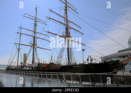 Expedition ship RRS Discovery as a museum ship in Dundee, Scotland Stock Photo