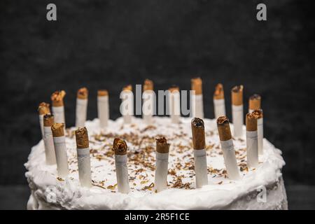 Cake tag: cigarette - CakesDecor