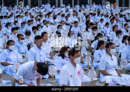 Pathum Thani, Thailand. 3rd June, 2023. Thousands of worshippers gathered at Thailand's Wat Dhammakaya temple to take part in a ceremony marking Vesak Bucha day, one of the most important holiday's in Theravada Buddhism. Over 100,000 LED lantern were arranged around the temple's central Cetiya dome into large patterns visible from the air depicting important periods of the Buddha's life. (Credit Image: © Adryel Talamantes/ZUMA Press Wire) EDITORIAL USAGE ONLY! Not for Commercial USAGE! Credit: ZUMA Press, Inc./Alamy Live News Stock Photo
