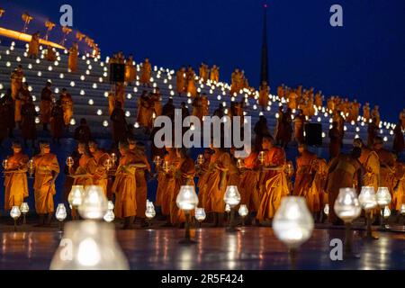 Pathum Thani, Thailand. 3rd June, 2023. Thousands of worshippers gathered at Thailand's Wat Dhammakaya temple to take part in a ceremony marking Vesak Bucha day, one of the most important holiday's in Theravada Buddhism. Over 100,000 LED lantern were arranged around the temple's central Cetiya dome into large patterns visible from the air depicting important periods of the Buddha's life. (Credit Image: © Adryel Talamantes/ZUMA Press Wire) EDITORIAL USAGE ONLY! Not for Commercial USAGE! Credit: ZUMA Press, Inc./Alamy Live News Stock Photo