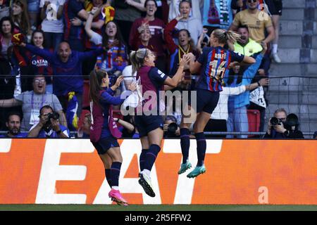 EINDHOVEN - FC Barcelona celebrates the 3-2 of Fridolina Rolfo of FC Barcelona during the UEFA Champions League Final for Women between FC Barcelona and Vfl Wolfsburg at Phillips stadium on June 3, 2023 in Eindhoven, Netherlands. ANP MAURICE VAN STONE Stock Photo