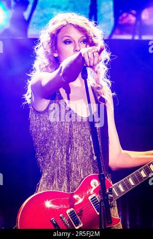 Milan Italy. 15 March 2011. The American singer-songwriter and actress TAYLOR SWIFT performs live on stage at Mediolanum Forum during the 'Speak Now World Tour'. Stock Photo