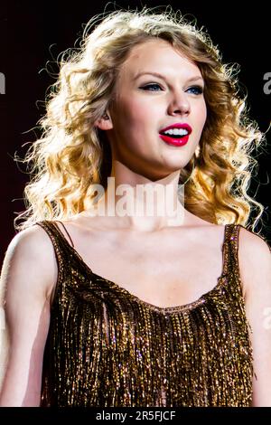 Milan Italy. 15 March 2011. The American singer-songwriter and actress TAYLOR SWIFT performs live on stage at Mediolanum Forum during the 'Speak Now World Tour'. Stock Photo