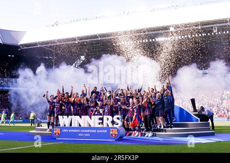 Eindhoven, Netherlands. 3rd June, 2023. Players of Barcelona celebrate their victory and lift the trophy during the ceremony during the UEFA Womens Champions League Final football match between FC Barcelona and VFL Wolfsburg at PSV Stadion in Eindhoven, Netherlands. (Daniela Porcelli/SPP) Credit: SPP Sport Press Photo. /Alamy Live News Stock Photo