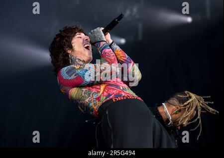 Nuremberg, Germany. 03rd June, 2023. Oliver Sykes (l) of the band Bring Me  the Horizon sings at the performance of the band Machine Gun Kelly on the  Utopia Stage. Continuation of the