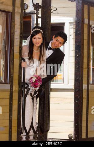 Vietnamese bride and groom, Dalat, Vietnam Stock Photo