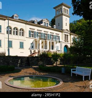 Heiligenberg Castle, Castle Park Fountain, Seeheim-Jugenheim, Hesse, Germany Stock Photo