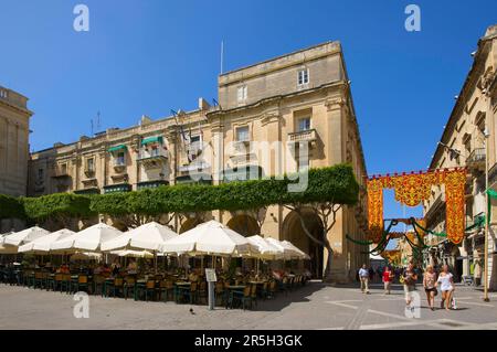 Street cafe in Valletta, Malta Stock Photo
